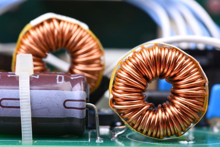 Calculating the Force of an Electromagnet