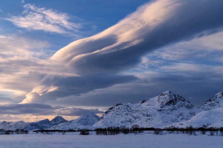 What Clouds Are Linked to a Cold Front?