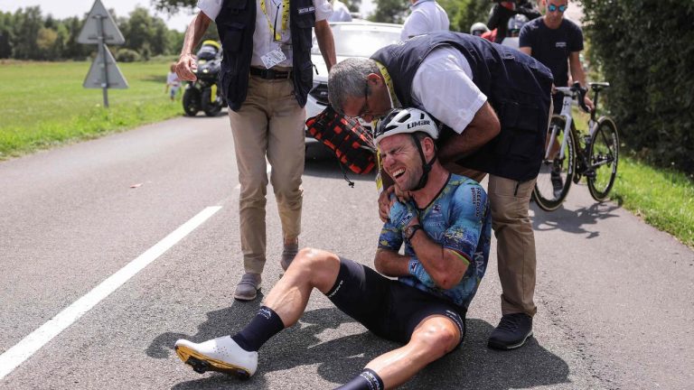 Mark Cavendish's Heartbreaking Crash at the Tour de France