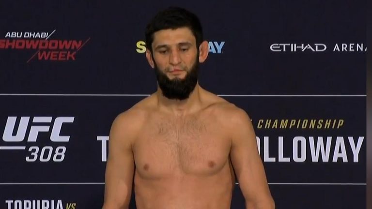 UFC Weigh-In Drama: Aussie Rival's 107-Minute Wait Affects Career