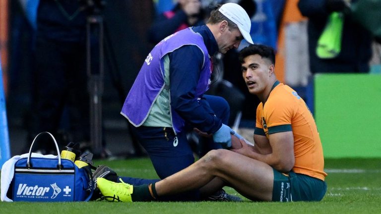 Wallabies' Grand Slam Hopes Dashed: Suaalii Injured in Scotland Defeat