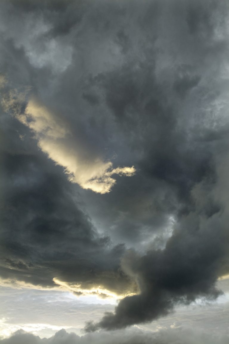 What Types of Clouds Are Associated with Tornado Formation?