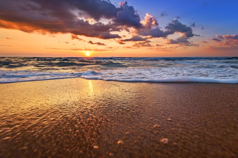 Utilizing Lightning Rods on a Beach to Create Glass