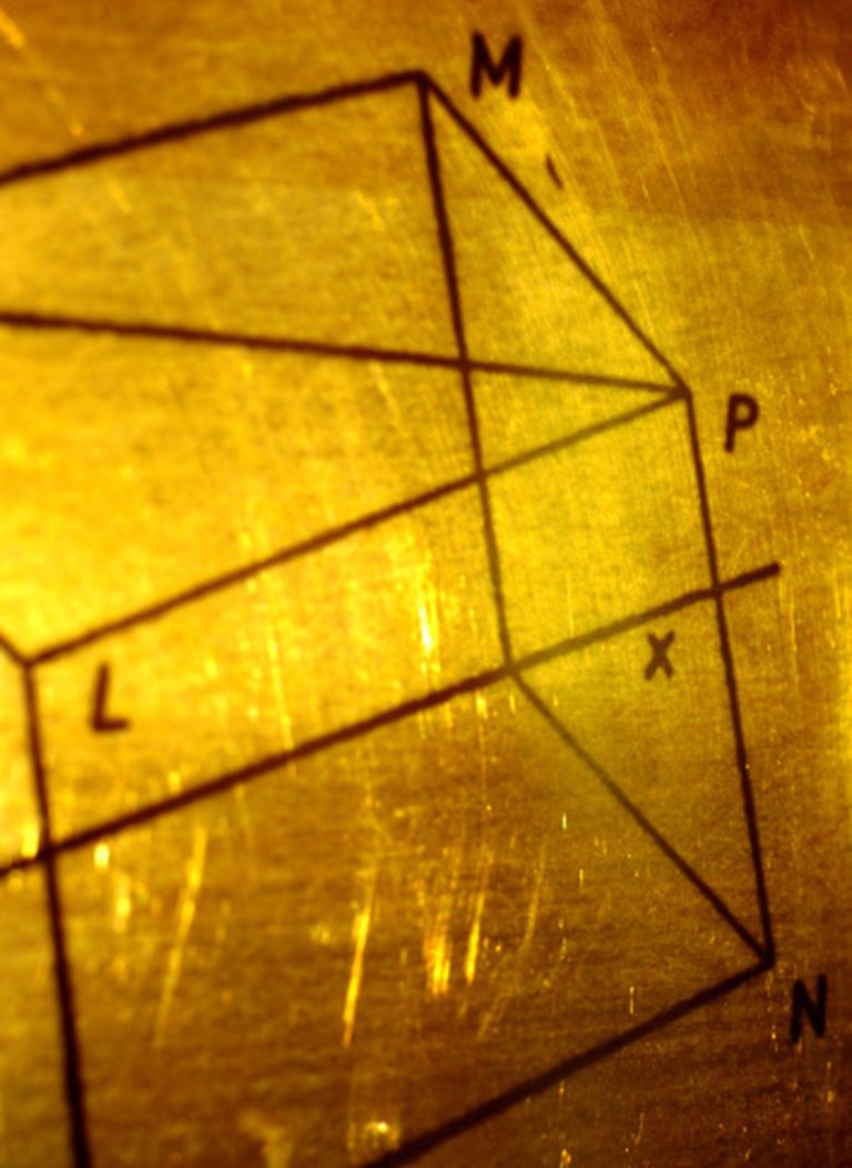 Determining the Number of Vertices in a Shape Note: The use of numbers is not necessary.