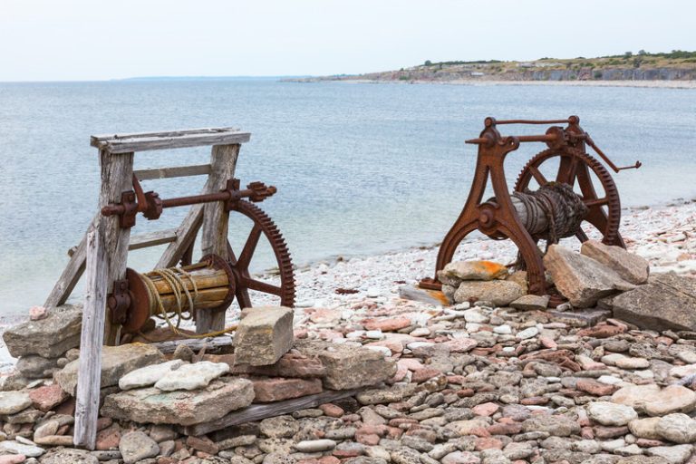 Various Forms of Mechanical Weathering Exploring the Different Types