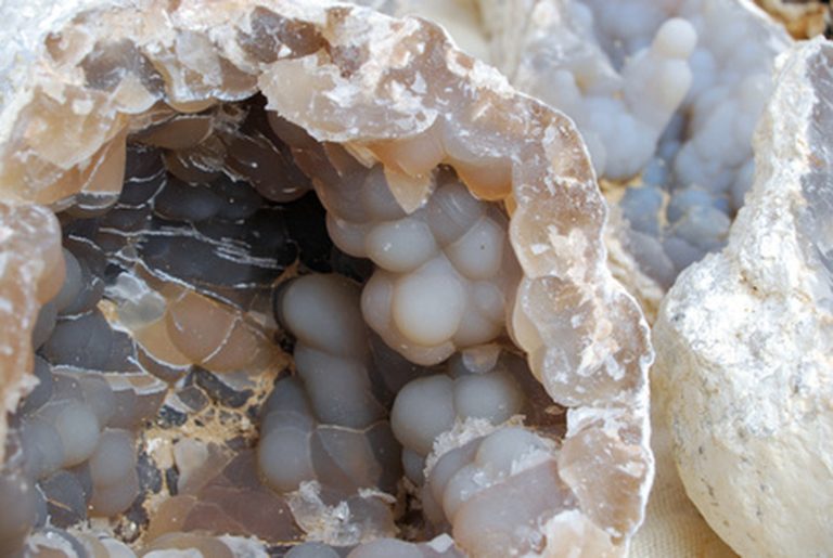 Discovering Geodes in Idaho