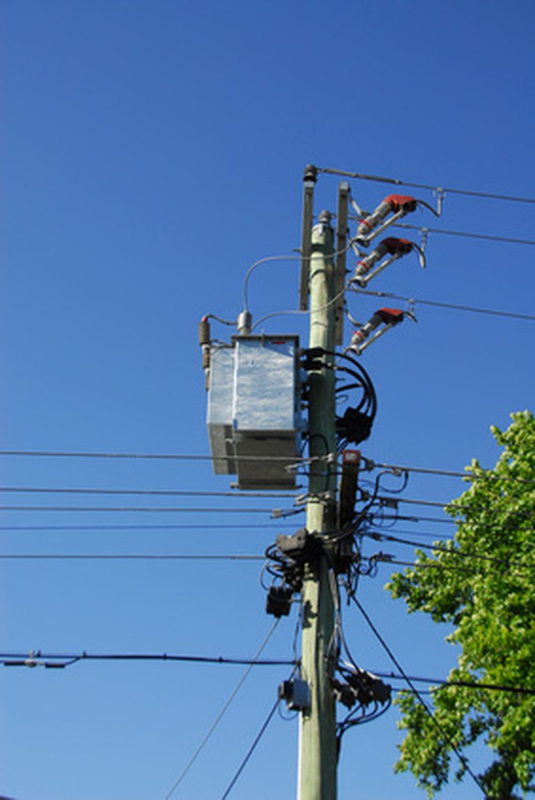 Identifying Wires on an Electrical Pole